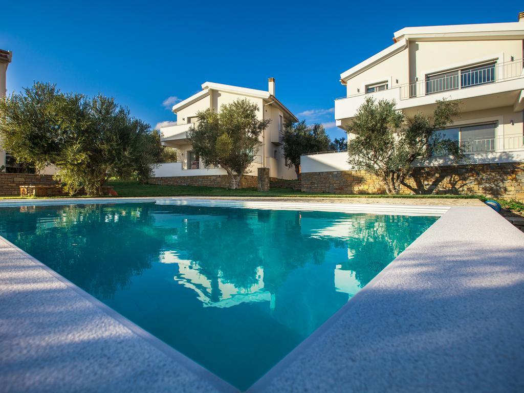 Abelia Luxurious Villas Финикунда Екстериор снимка