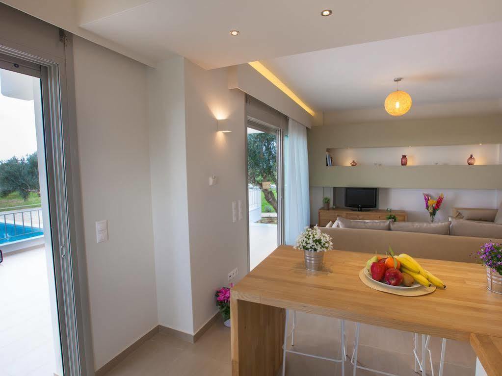 Abelia Luxurious Villas Финикунда Екстериор снимка