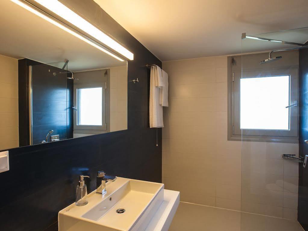 Abelia Luxurious Villas Финикунда Екстериор снимка