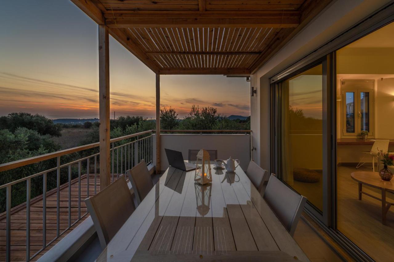 Abelia Luxurious Villas Финикунда Екстериор снимка