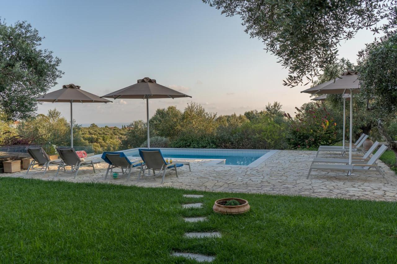 Abelia Luxurious Villas Финикунда Екстериор снимка