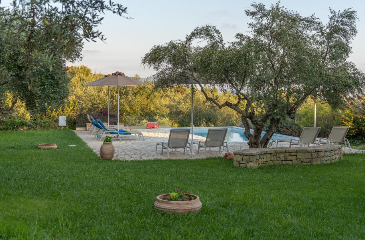 Abelia Luxurious Villas Финикунда Екстериор снимка